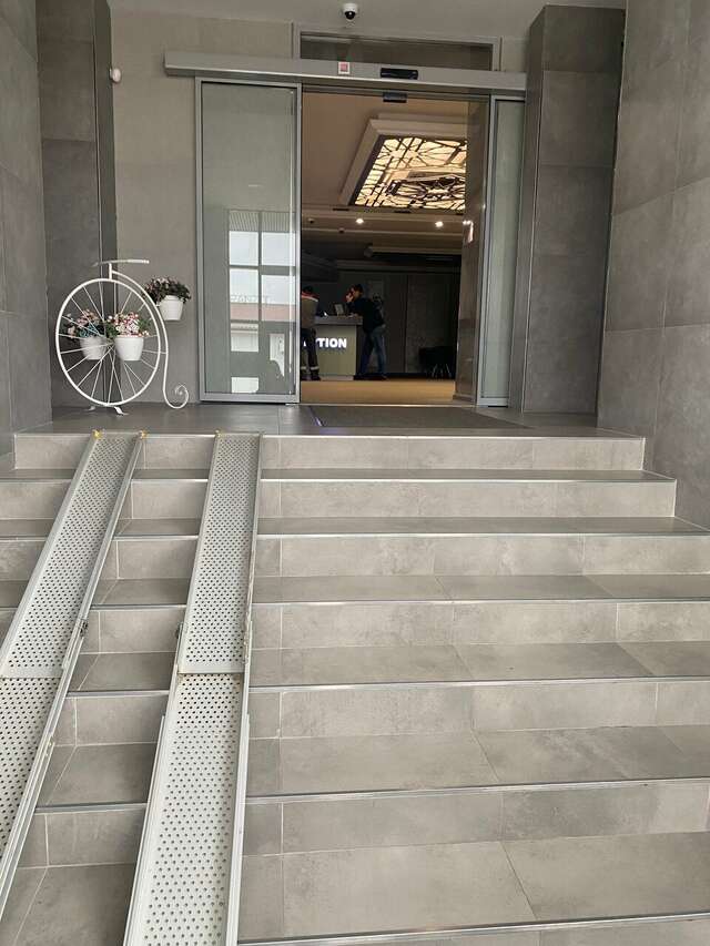 Отель Ирбис Казань-250